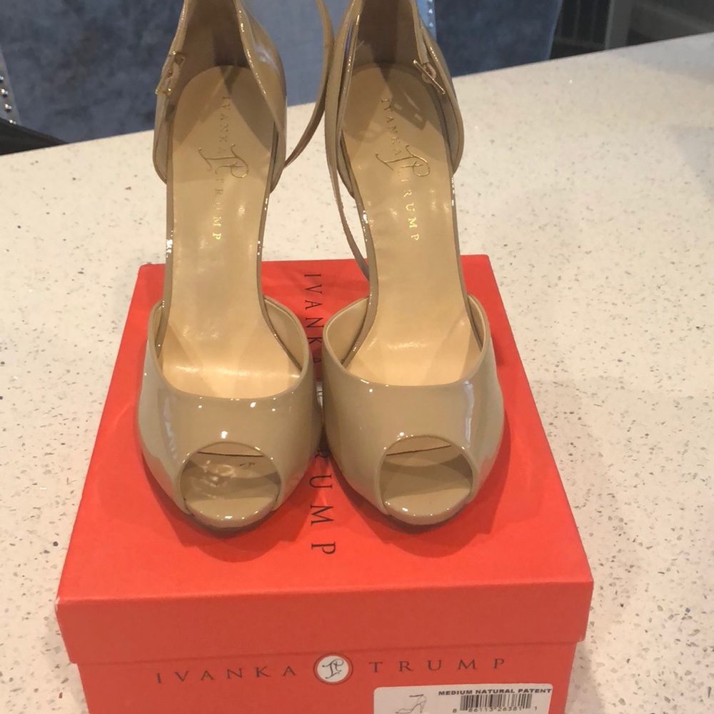 Ivanka Trump Natural patent leather pump